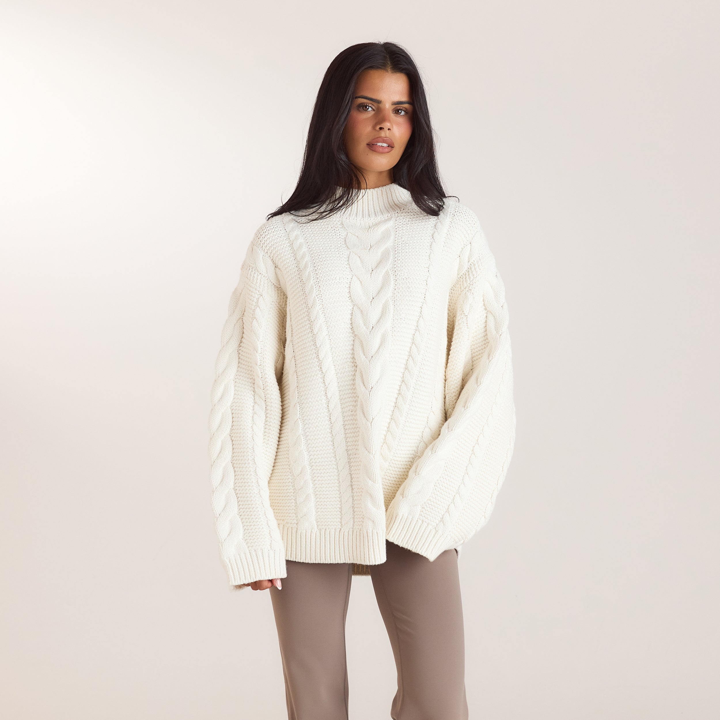 Oversized jumper met kabelsteek | Oversized jumper met kabelsteek - Crème