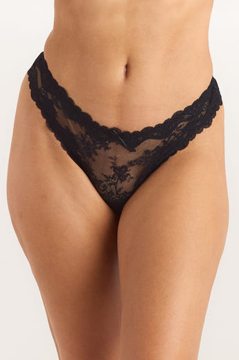 Demure Lace String - Zwart