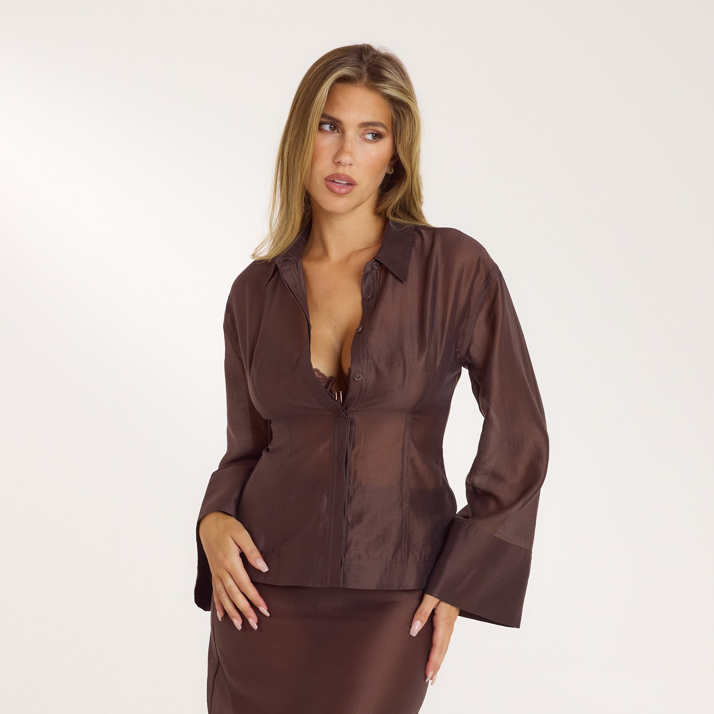 Getailleerd Sheer Shirt - Chocolade