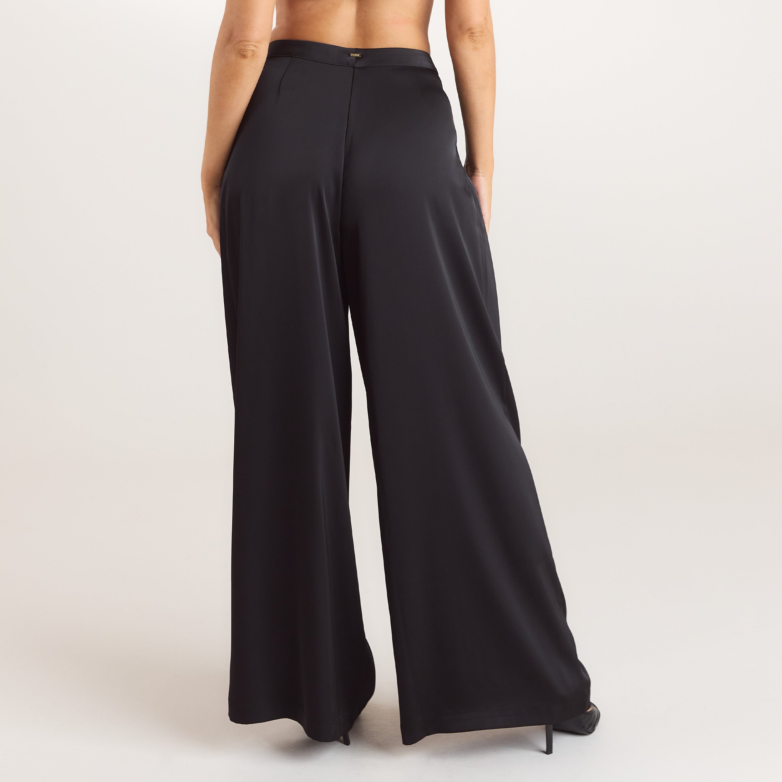 Satin Pleated Broek | Satin Pleated Broek - Zwart