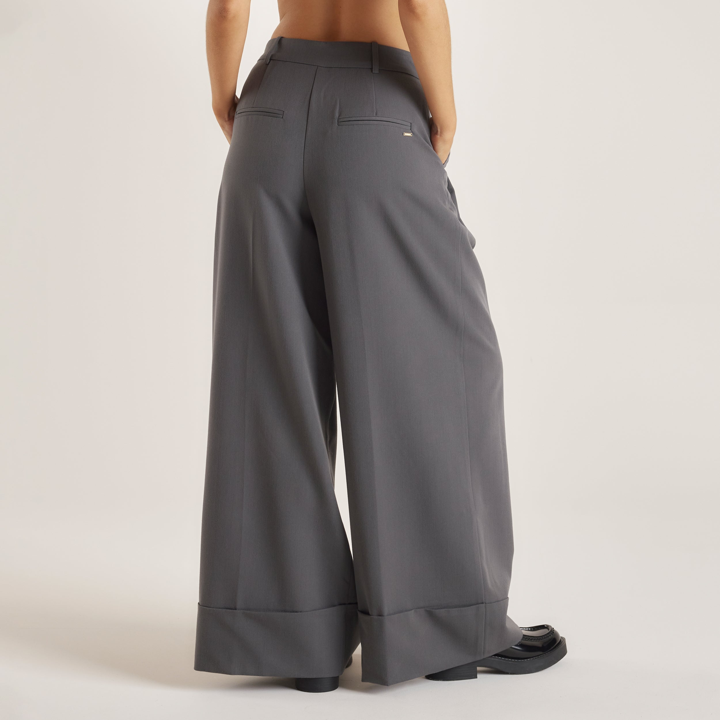 Tailored Turn-Up Broek | Tailored Turn-Up Broek - Houtskool