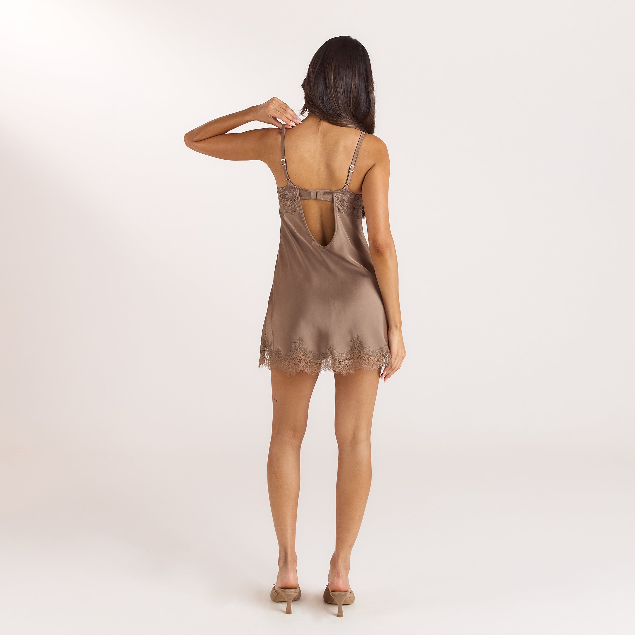 Minijurk met Satin en Kant | Minijurk met Satin en Kant - Mokka