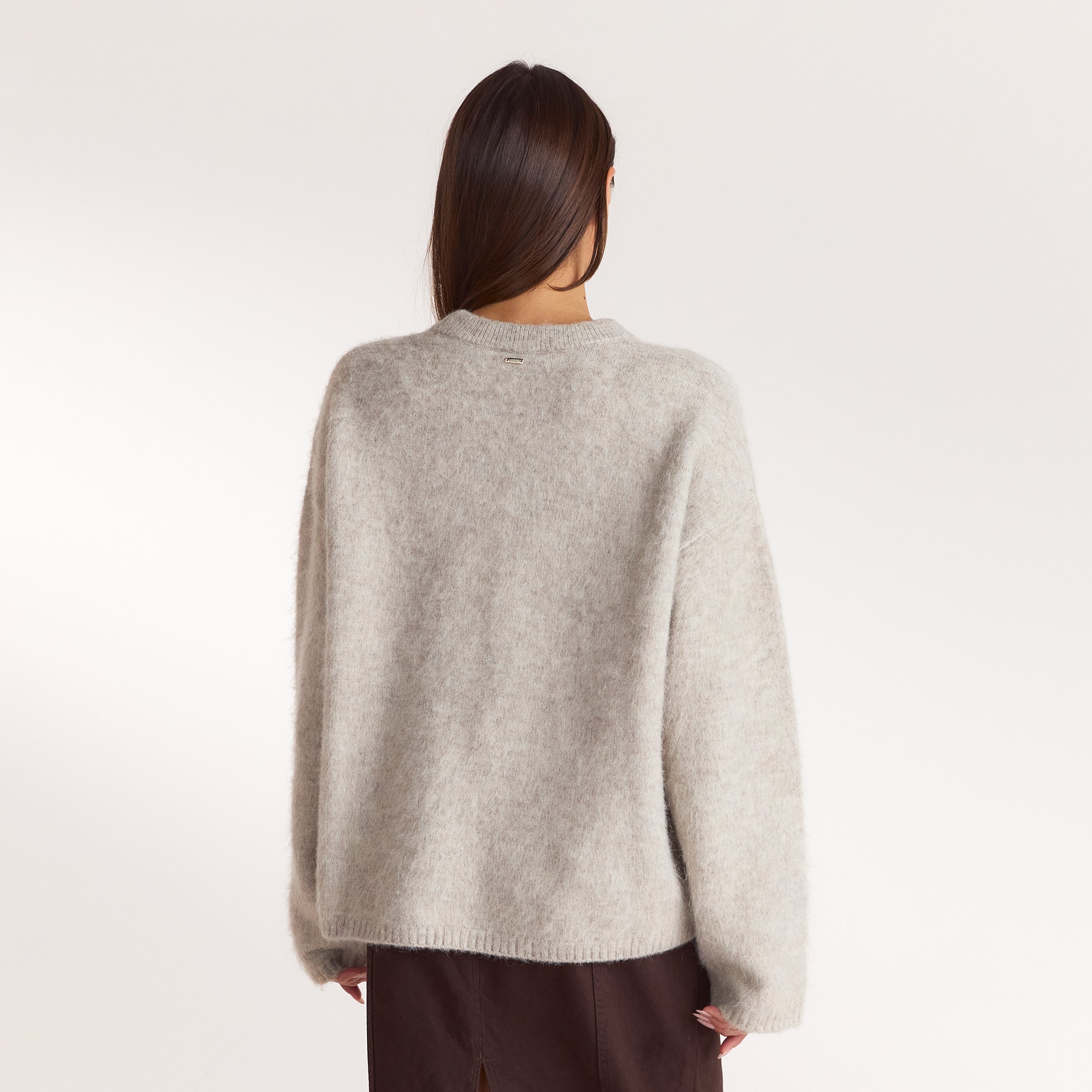 Pluizige gebreide jumper - Warm Grijs alternate