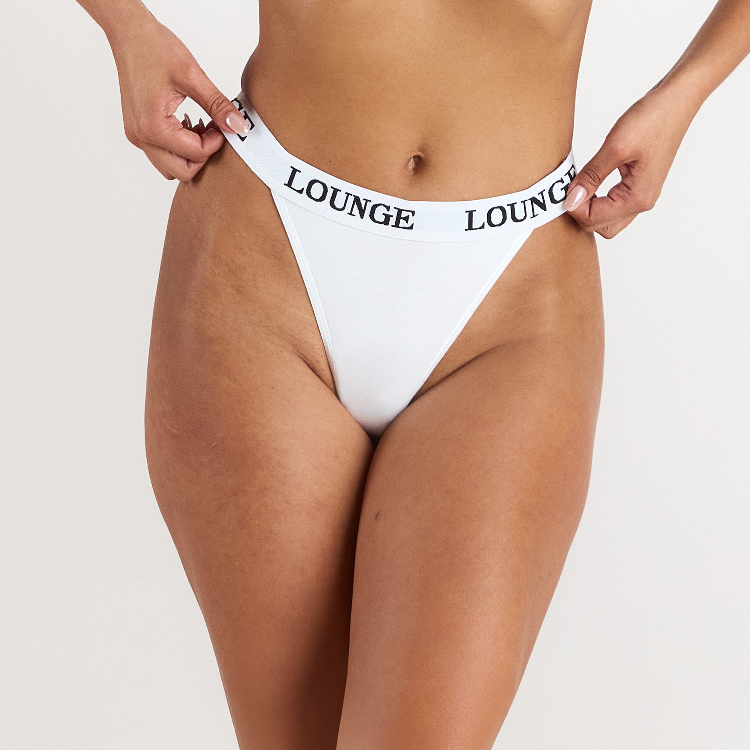 Bamboo Triangle String | Bamboo Triangle String - Effen Wit