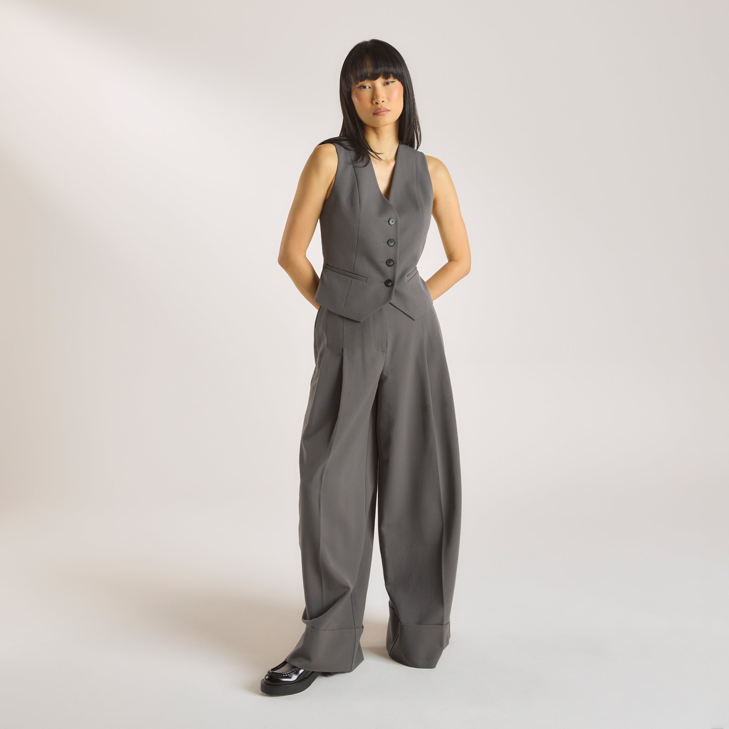 Tailored Vest | Tailored Vest - Houtskool