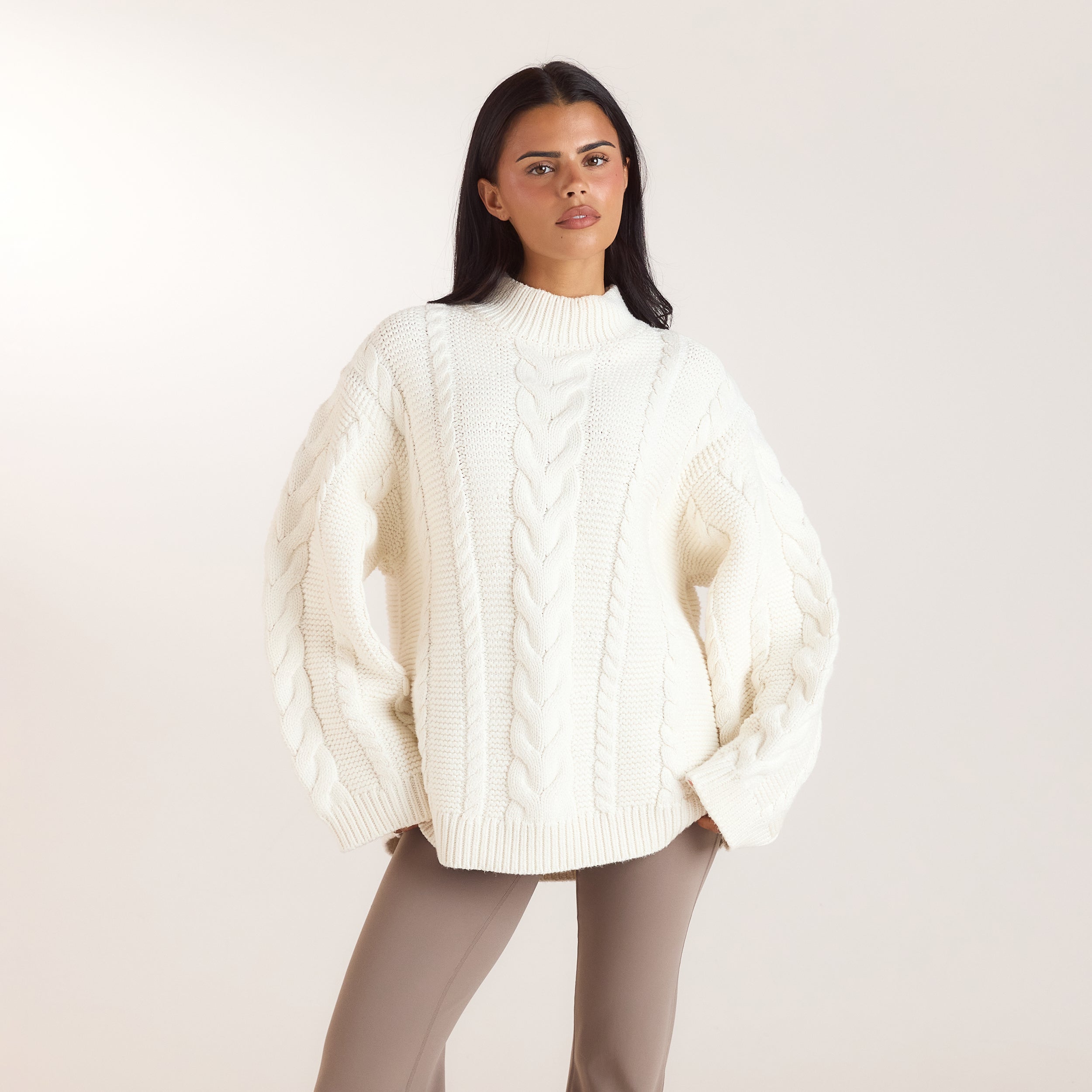 Oversized jumper met kabelsteek | Oversized jumper met kabelsteek - Crème