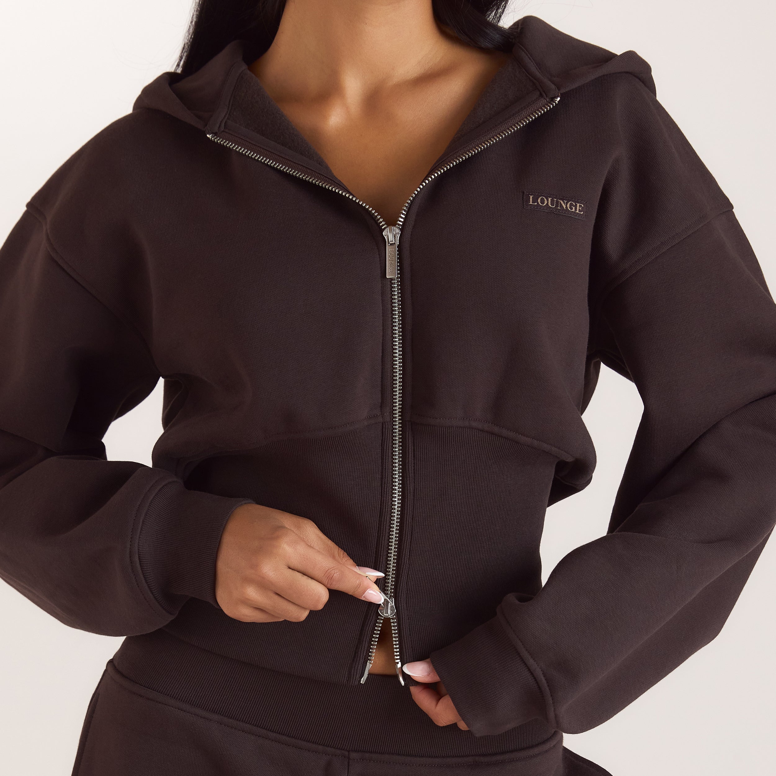 Getailleerde hoodie met ritssluiting | Getailleerde hoodie met ritssluiting - Donker Chocoladekleurig